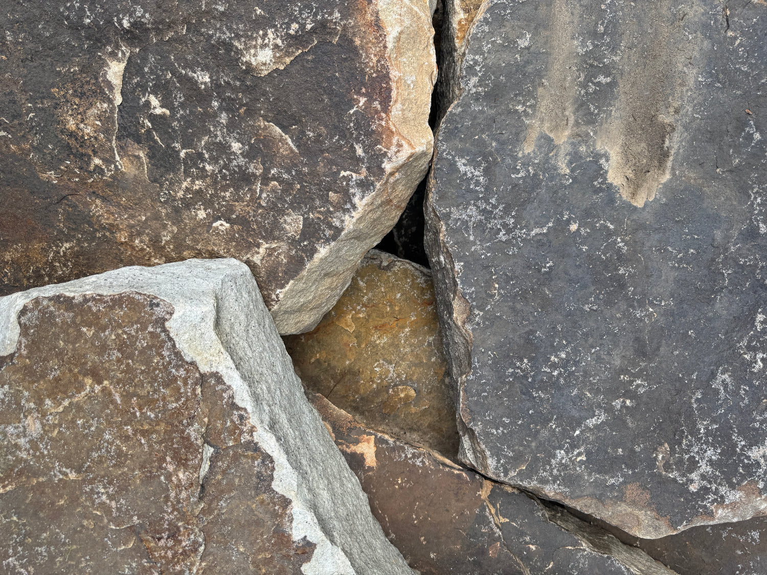 thick laurel mountain stones to be used for a garden path