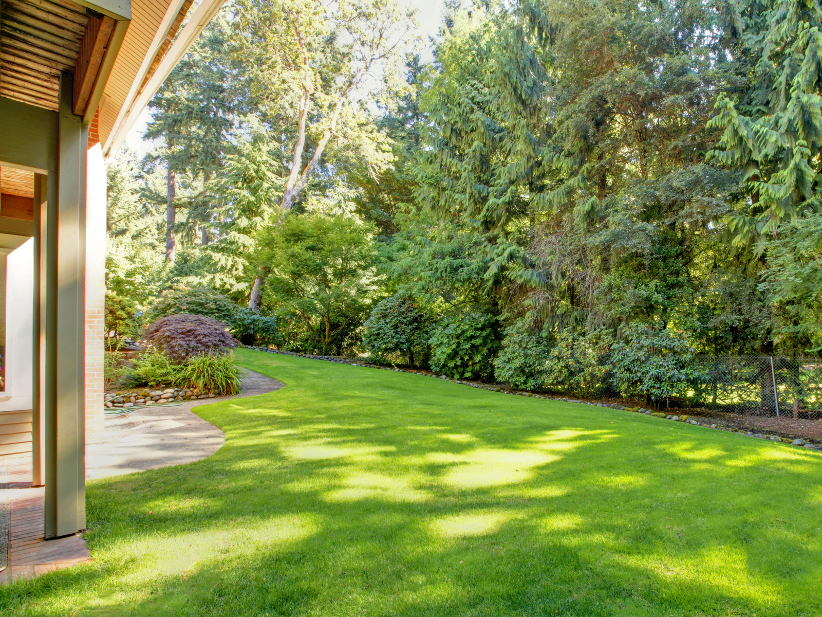 Quick Weekend Projects to Refresh Your Yard