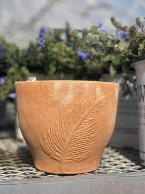 Clay Leaf Round Pot